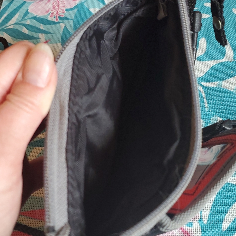 Vintage Roxy Mini Purse - Picture 6 of 13